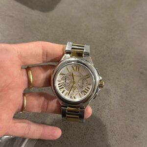 Cartier look Michael Kors, large face, gold silver, needs battery, has xtr links